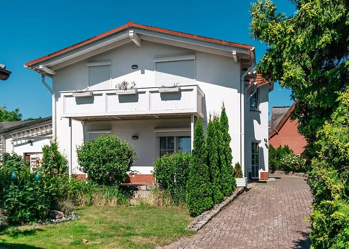 Albatros Sellin (Rugen)